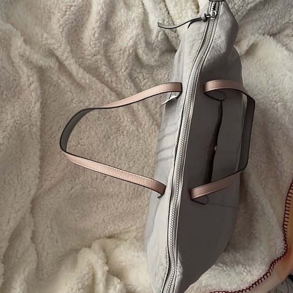 NWT shoulder bag - Picture 4 of 10